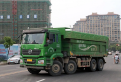 <b>正在微信小法式上提交订单</b>